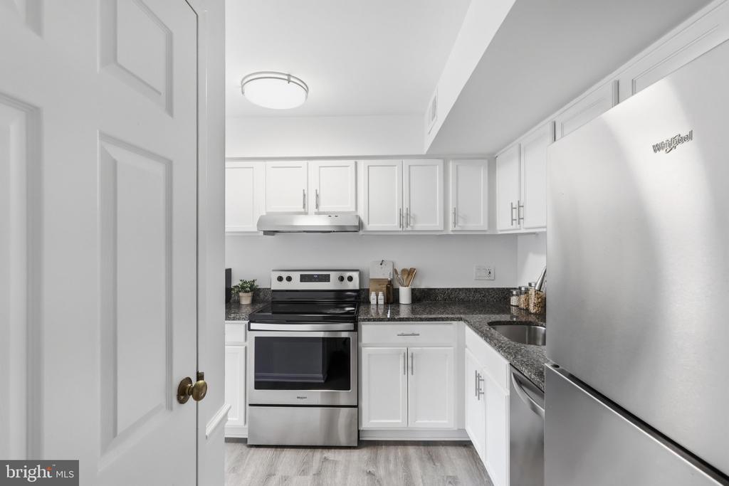 6822 PERRY PENNEY DRIVE Unit: 91
