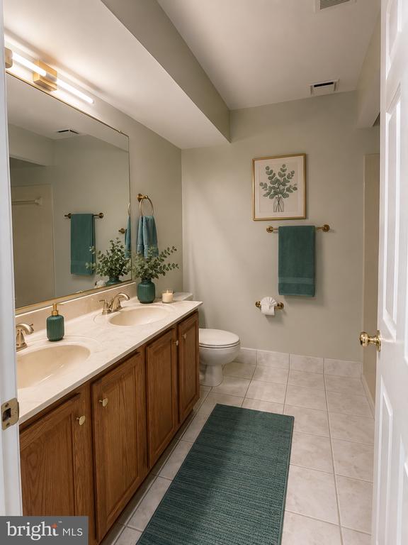 6001 MERSEY OAKS WAY Unit: D