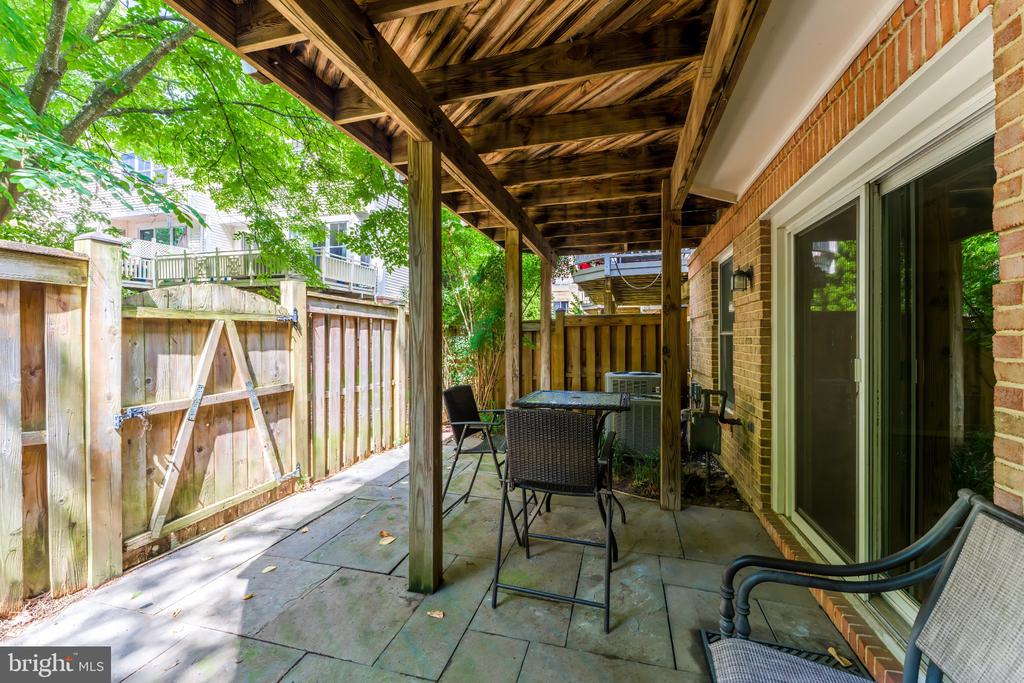 11485 WATERHAVEN COURT