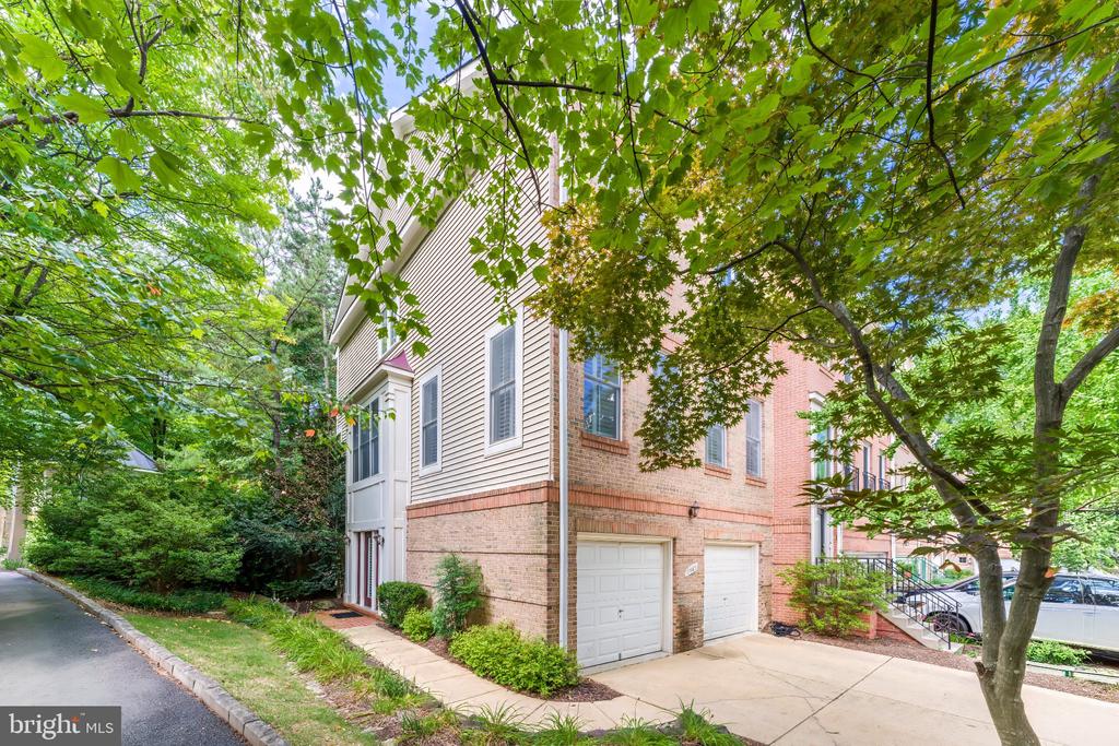 11485 WATERHAVEN COURT