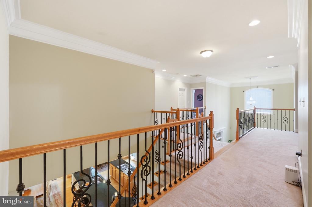 9205 FOREST GREENS DRIVE