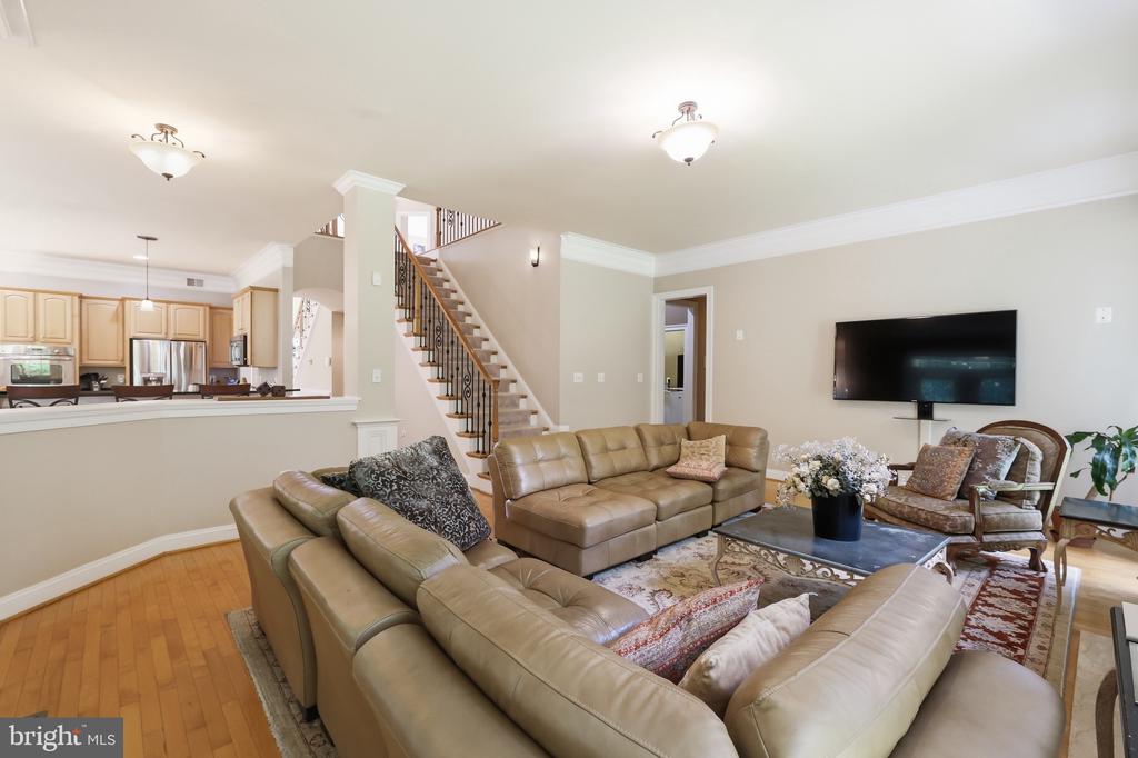 9205 FOREST GREENS DRIVE