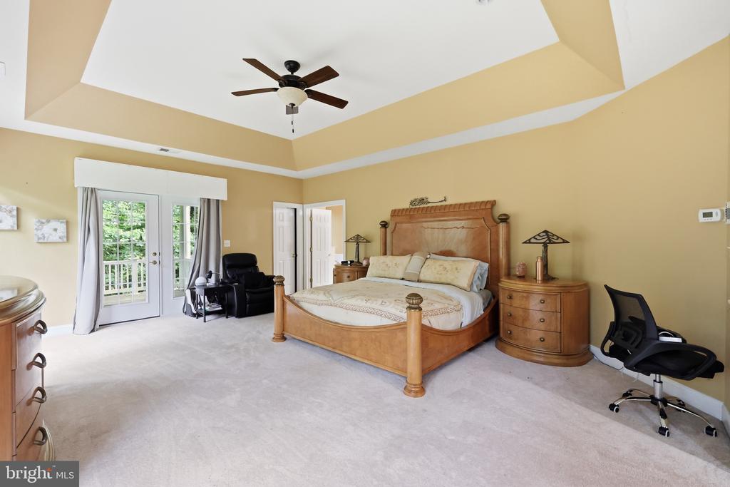 9205 FOREST GREENS DRIVE