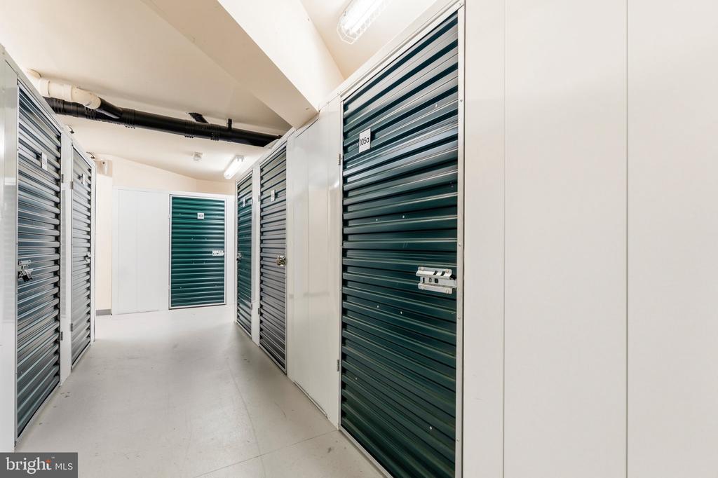 2665 PROSPERITY AVENUE Unit: 105