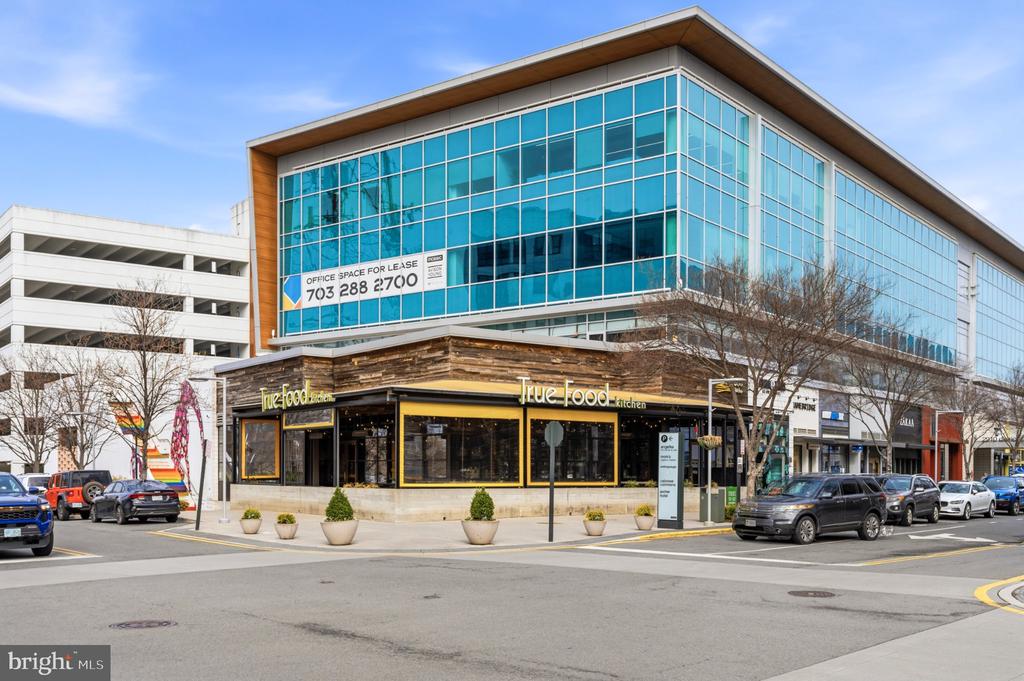 2665 PROSPERITY AVENUE Unit: 105