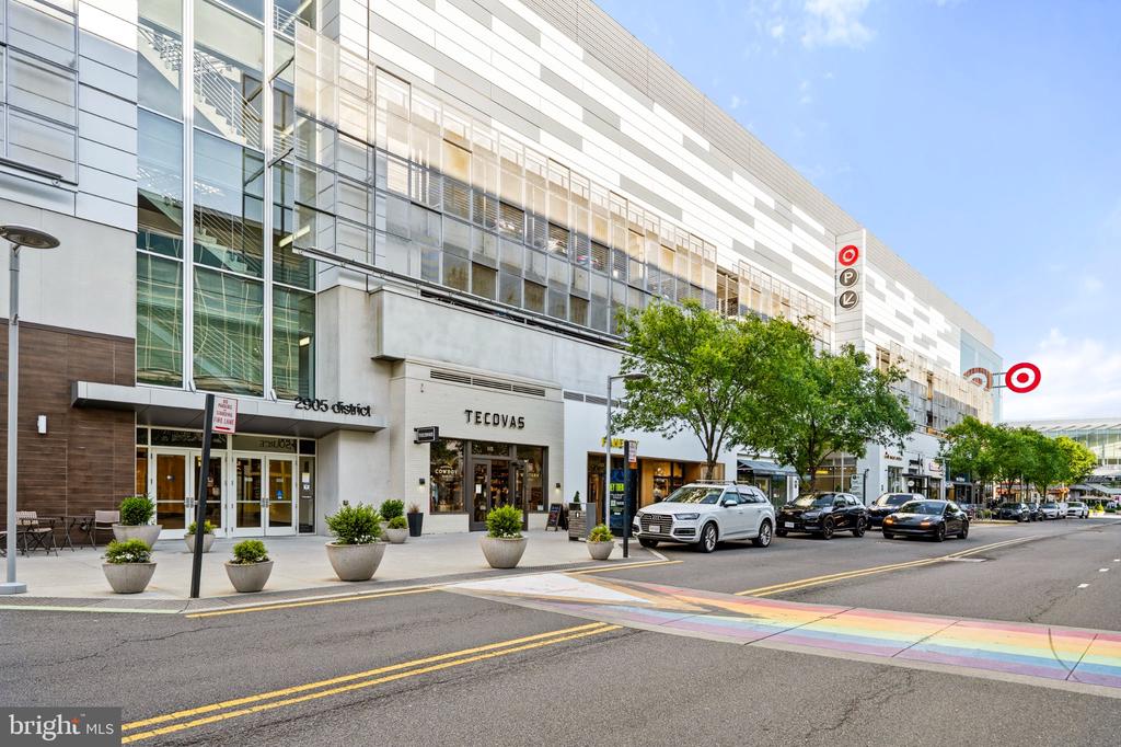 2665 PROSPERITY AVENUE Unit: 105