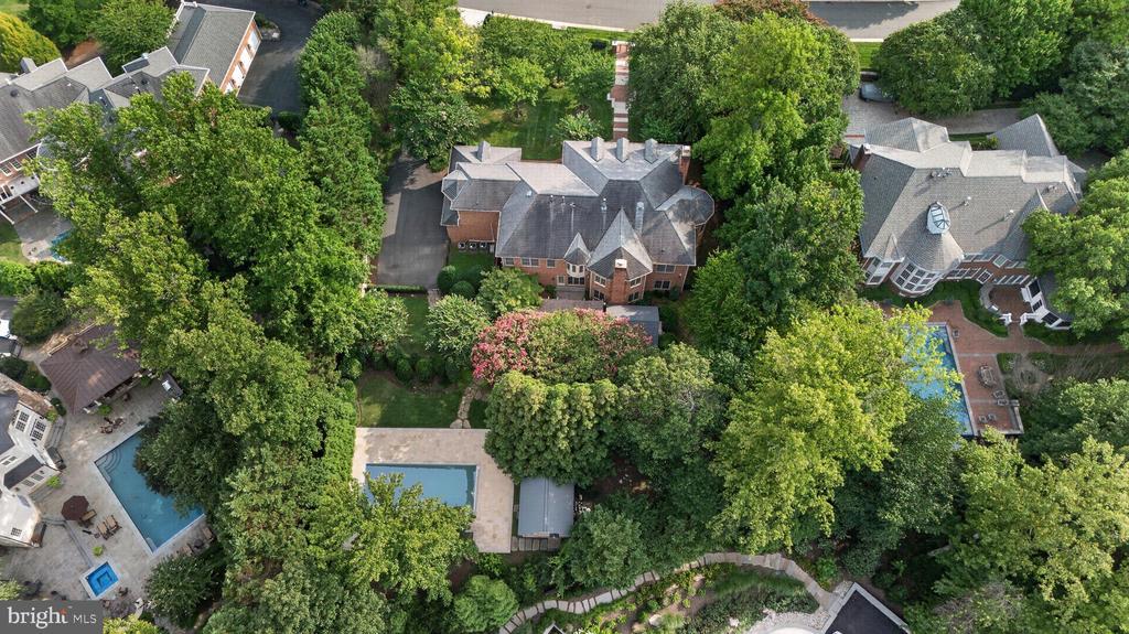 7834 MONTVALE WAY