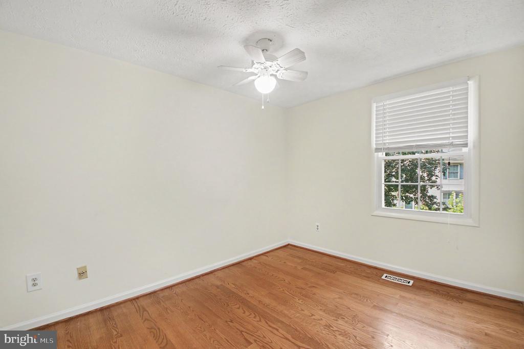 11510 UNDEROAK COURT