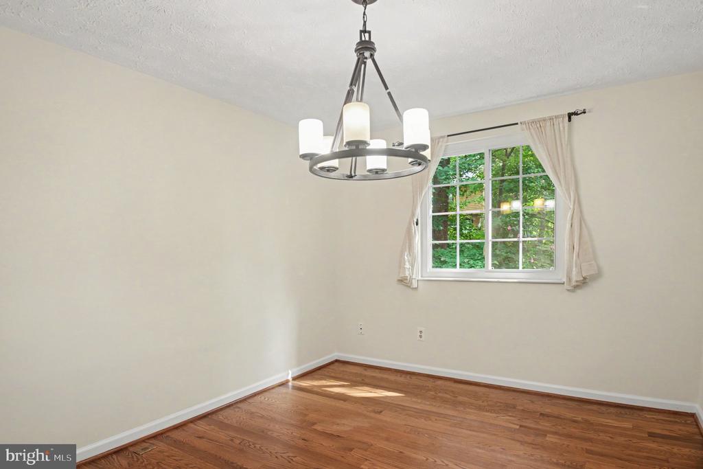11510 UNDEROAK COURT