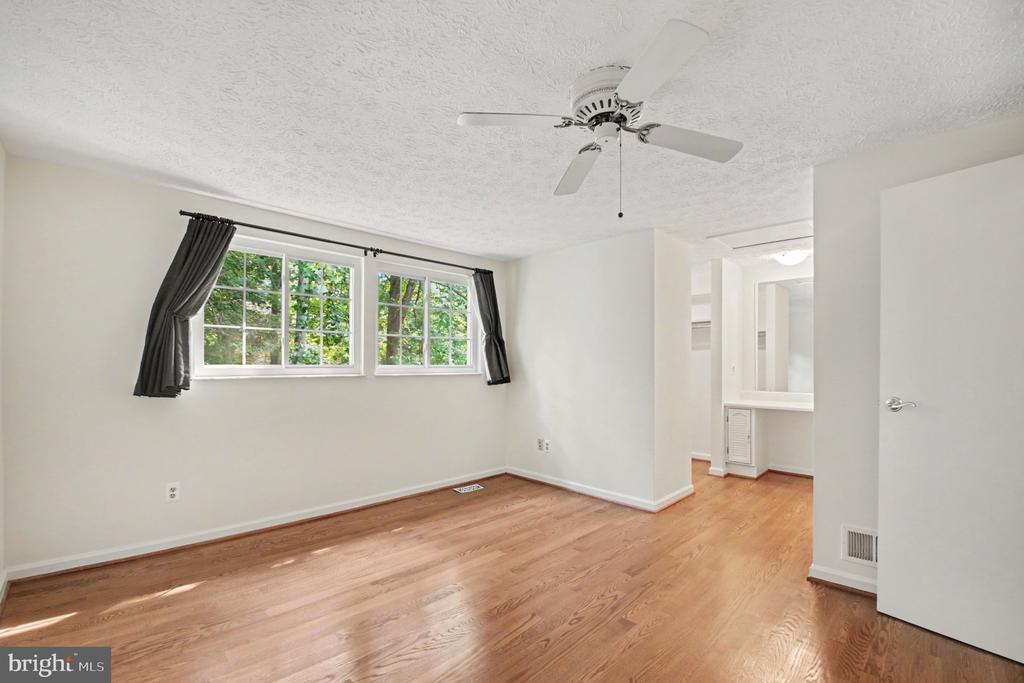 11510 UNDEROAK COURT