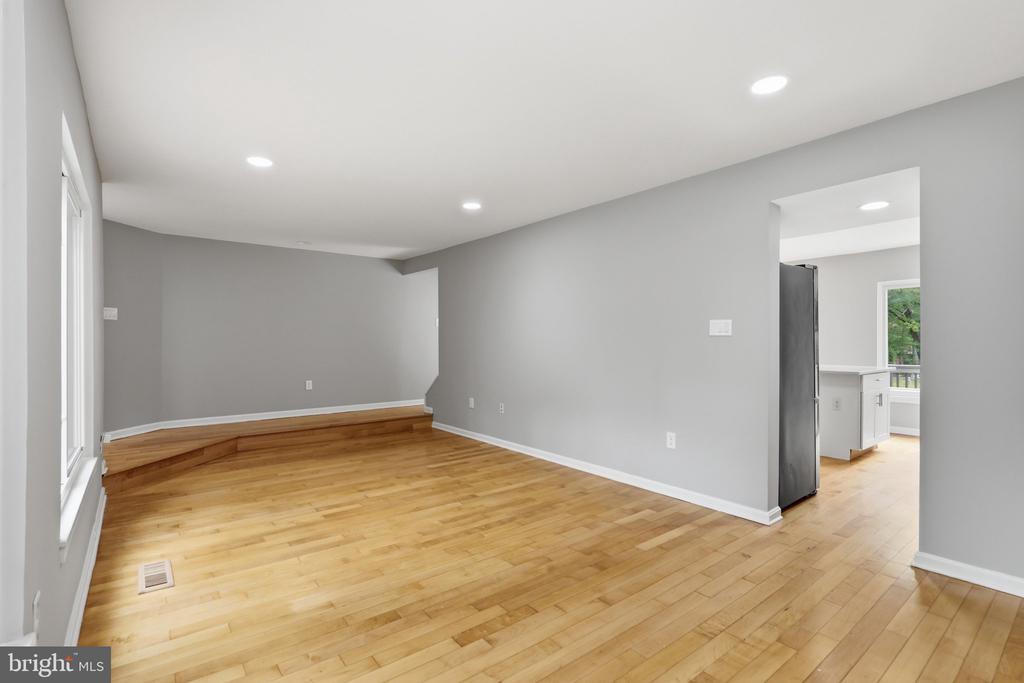 11092 SAFFOLD WAY