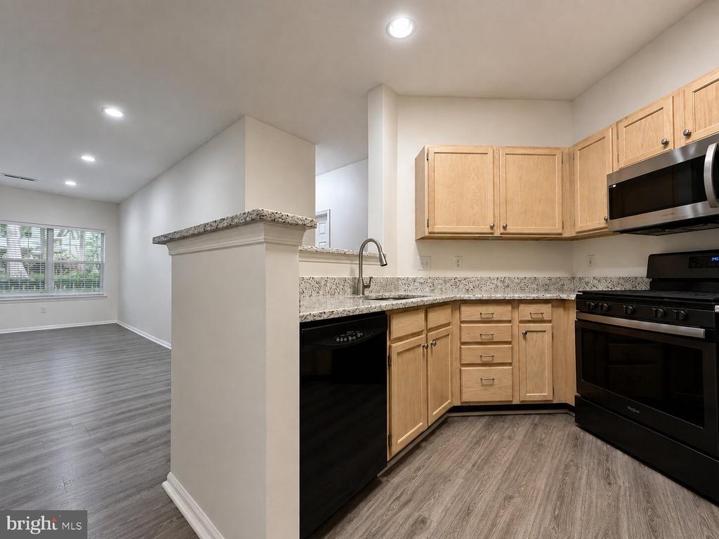 14314 CLIMBING ROSE WAY Unit: 102
