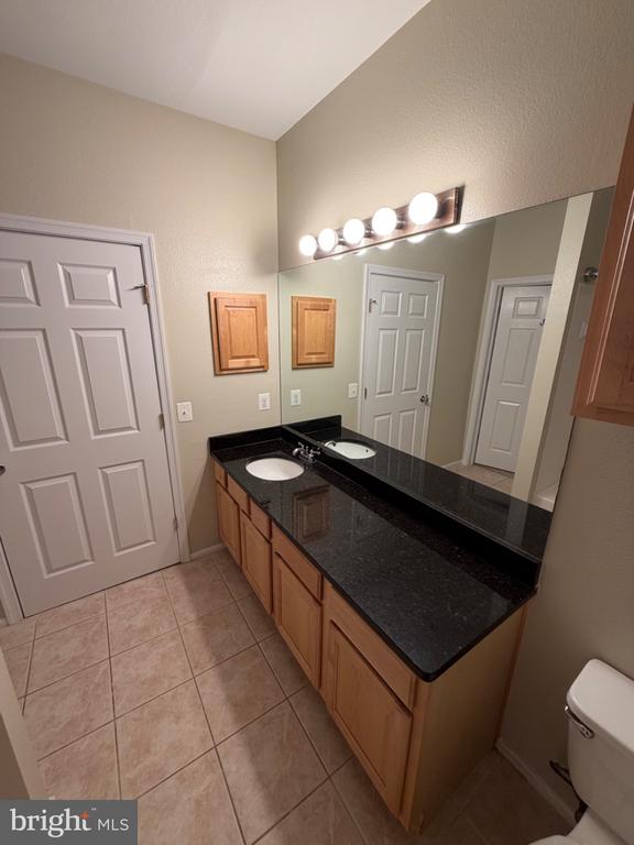 1530 SPRING GATE DRIVE Unit: 9104