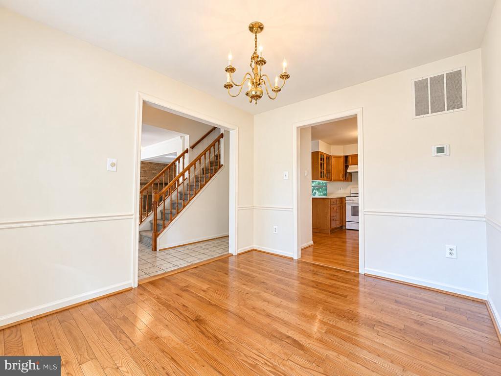 6214 FLORENCE LANE