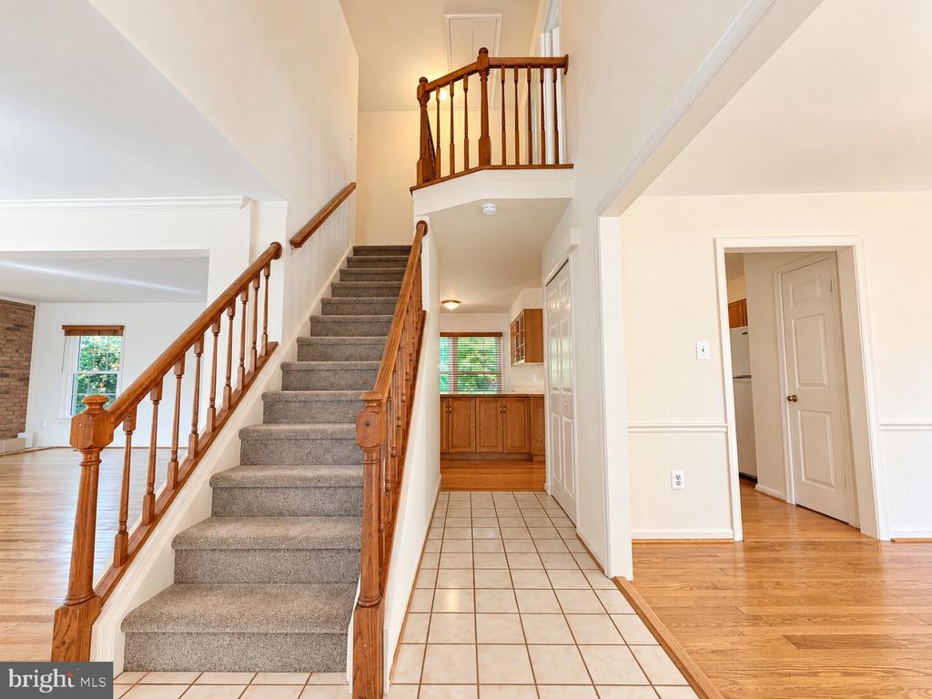 6214 FLORENCE LANE