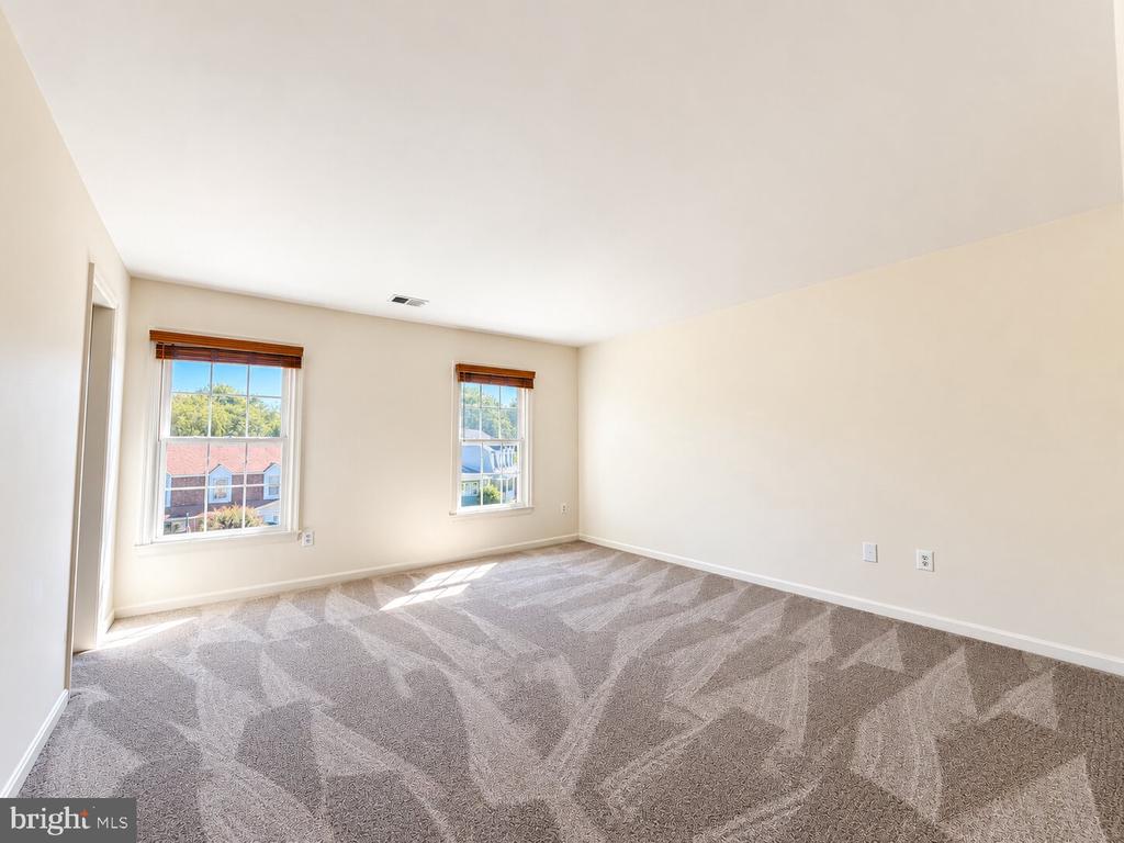 6214 FLORENCE LANE