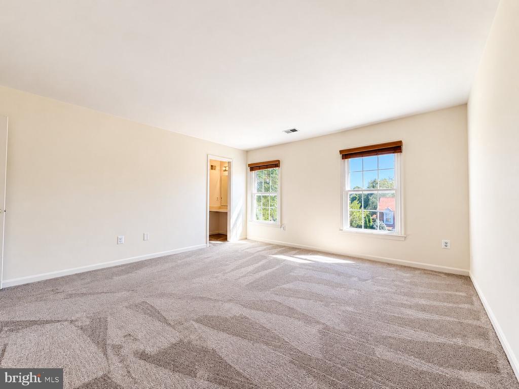 6214 FLORENCE LANE