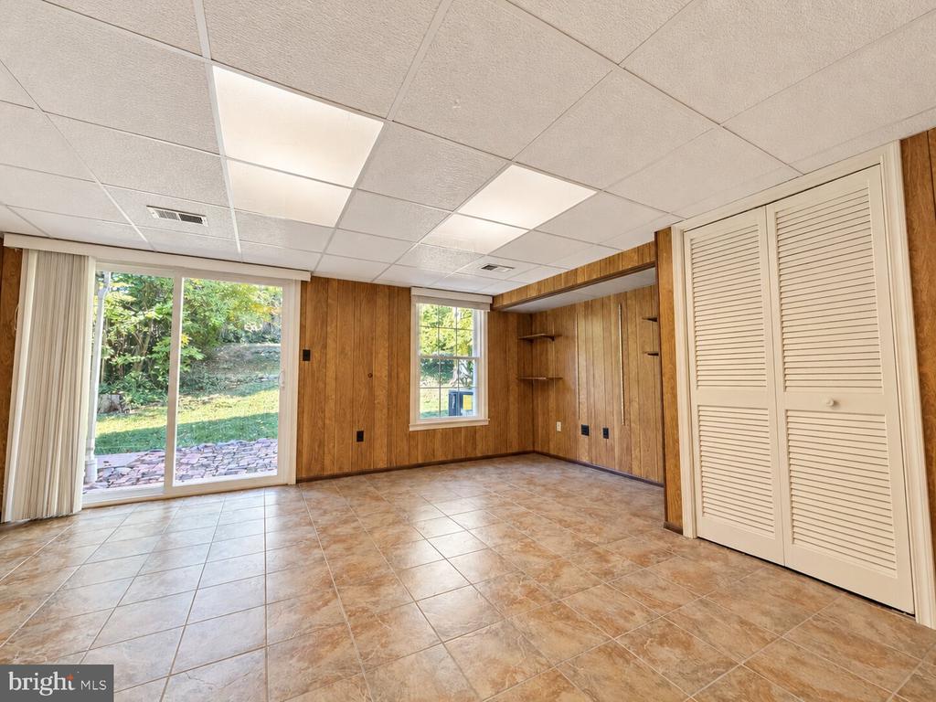 6214 FLORENCE LANE