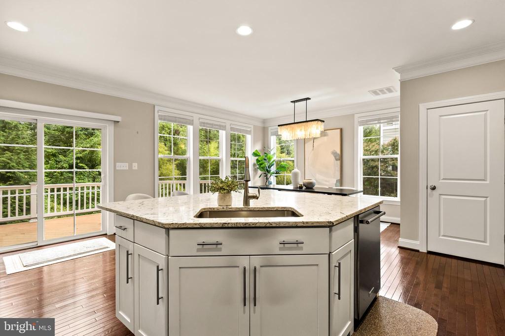 6203 CHAMPION OAK COURT