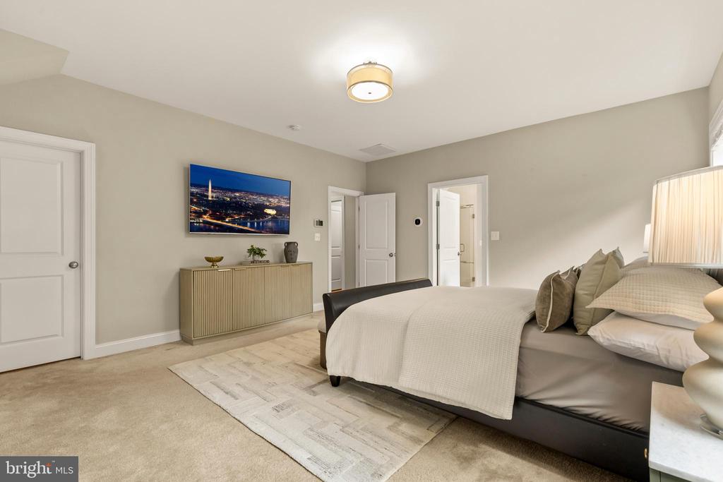 6203 CHAMPION OAK COURT