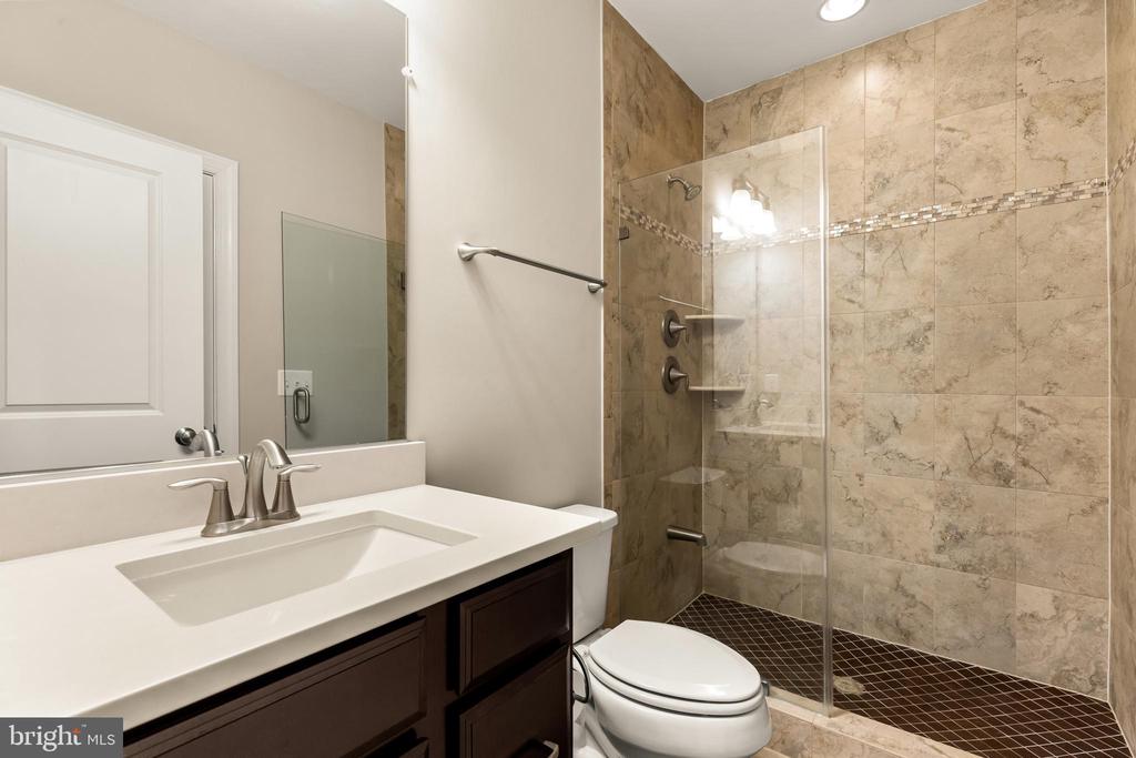 6203 CHAMPION OAK COURT