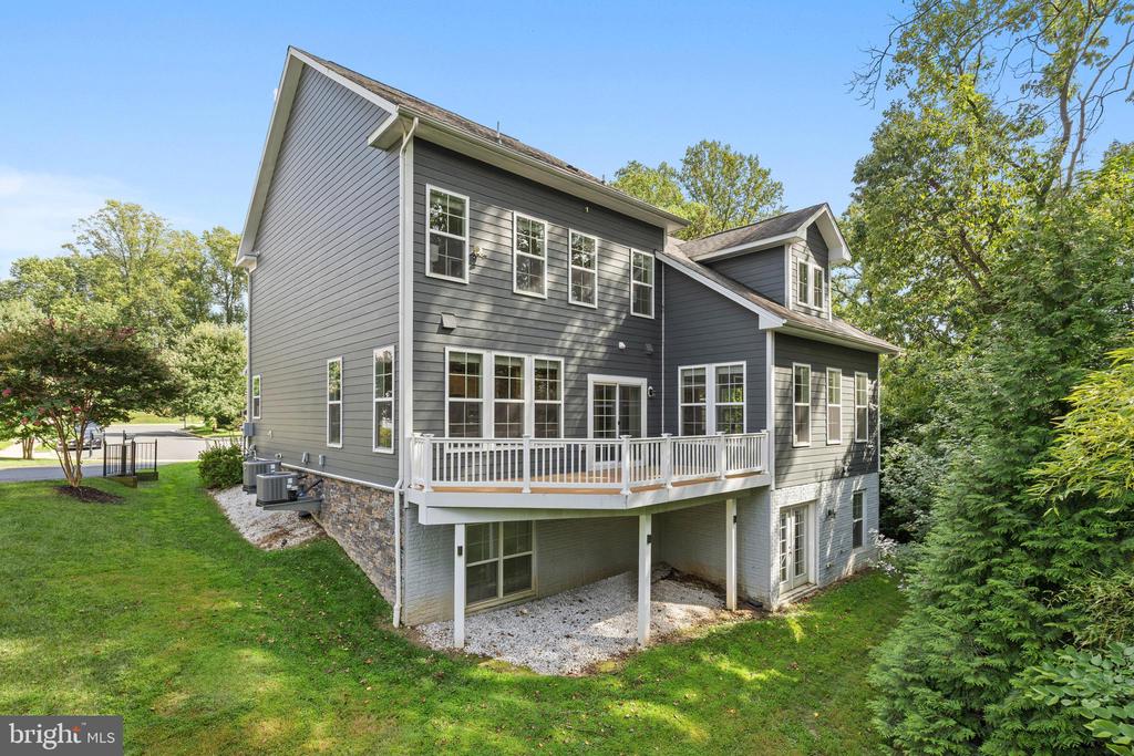 6203 CHAMPION OAK COURT