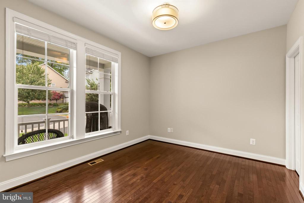 6203 CHAMPION OAK COURT