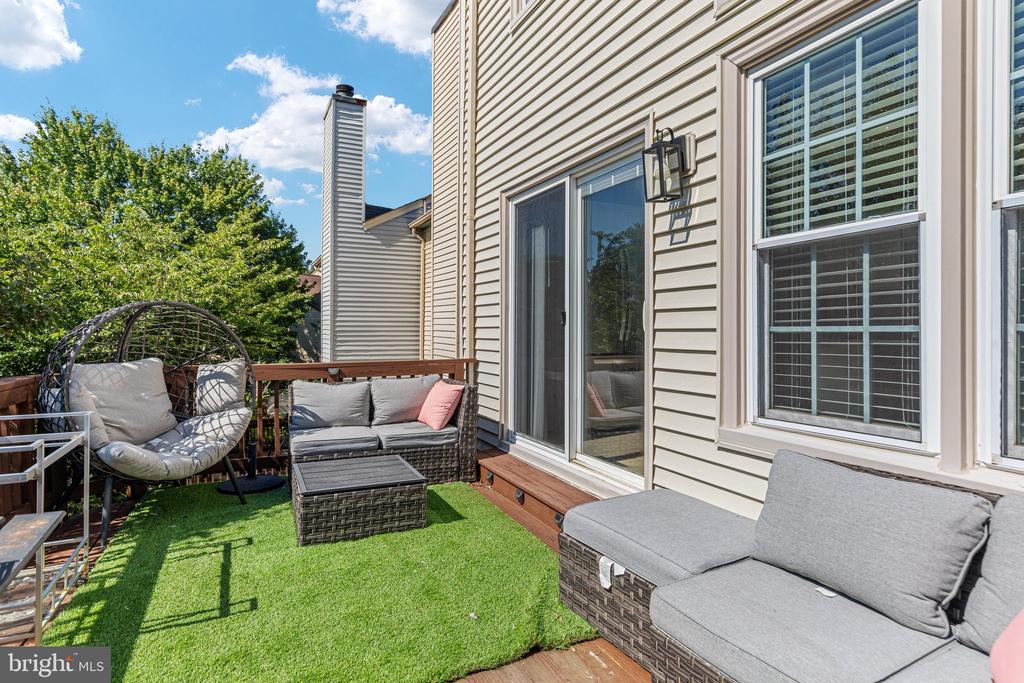 6431 ENGLISH IVY COURT