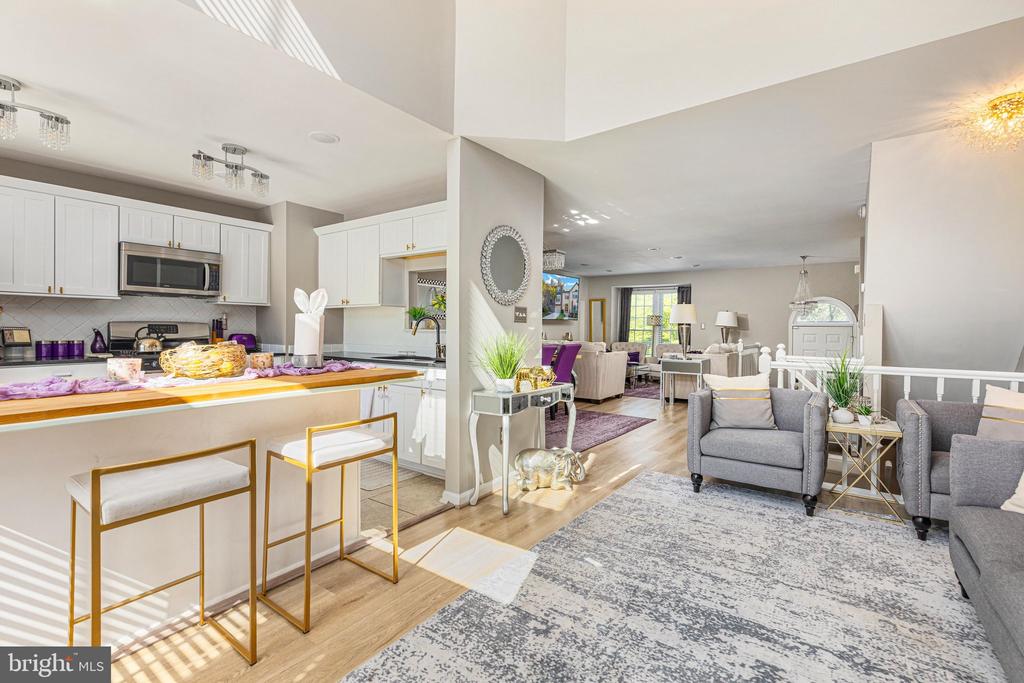 6431 ENGLISH IVY COURT