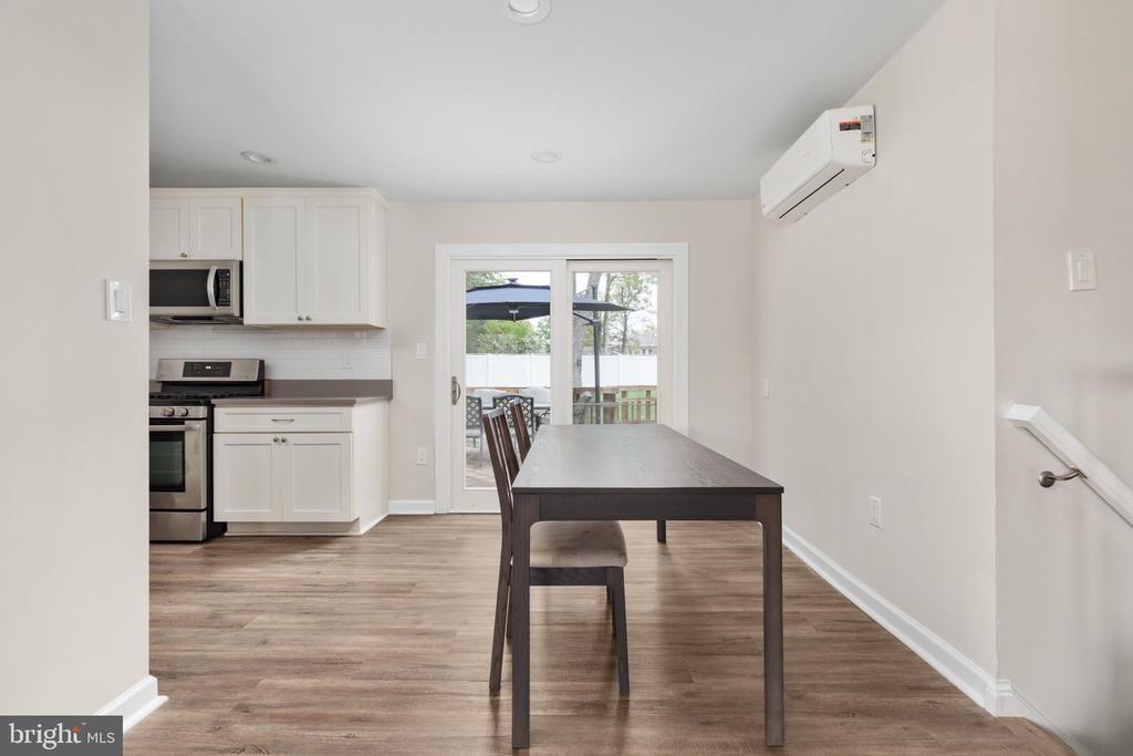 4806 EUBANK