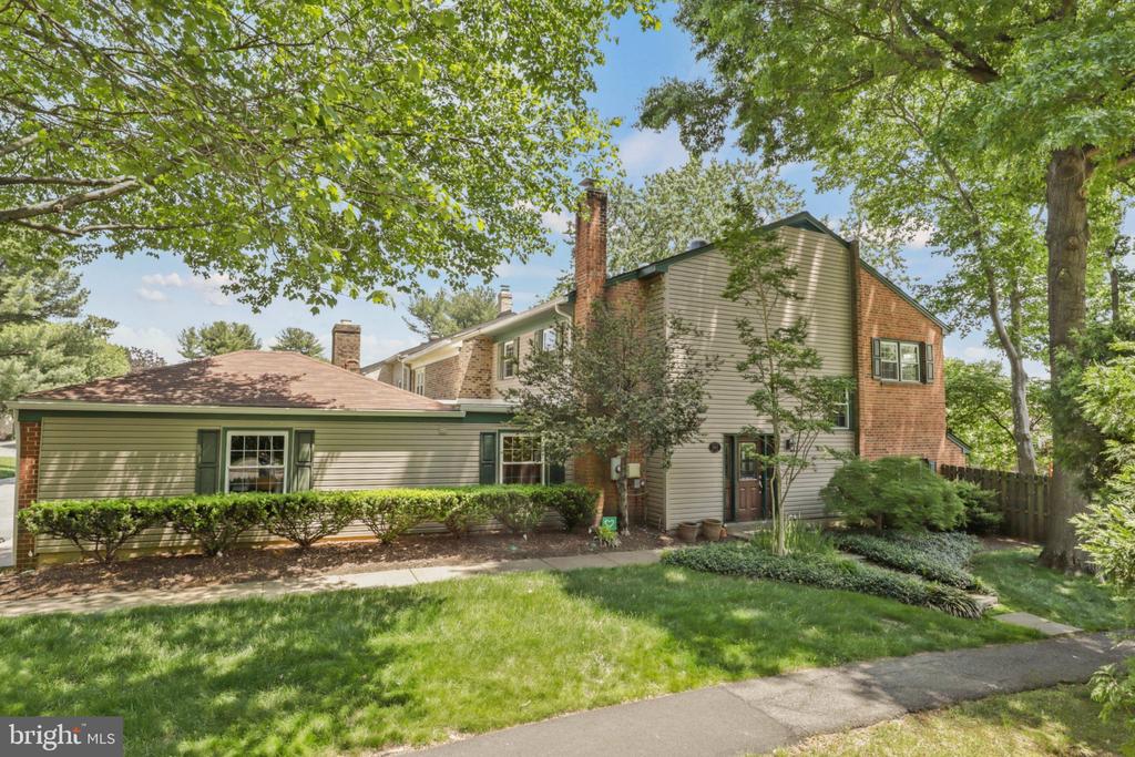 1024 MOOREFIELD HILL PLACE SW