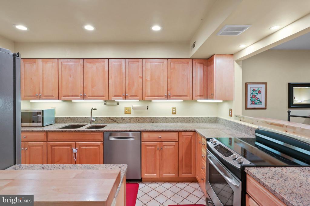 1024 MOOREFIELD HILL PLACE SW