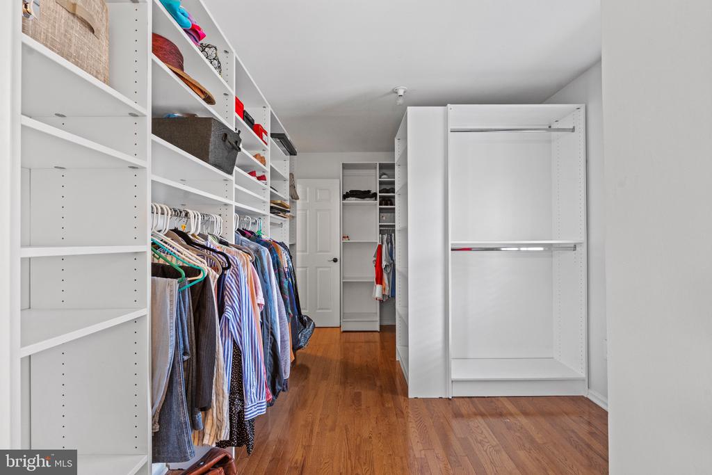8265 CEDAR LANDING COURT