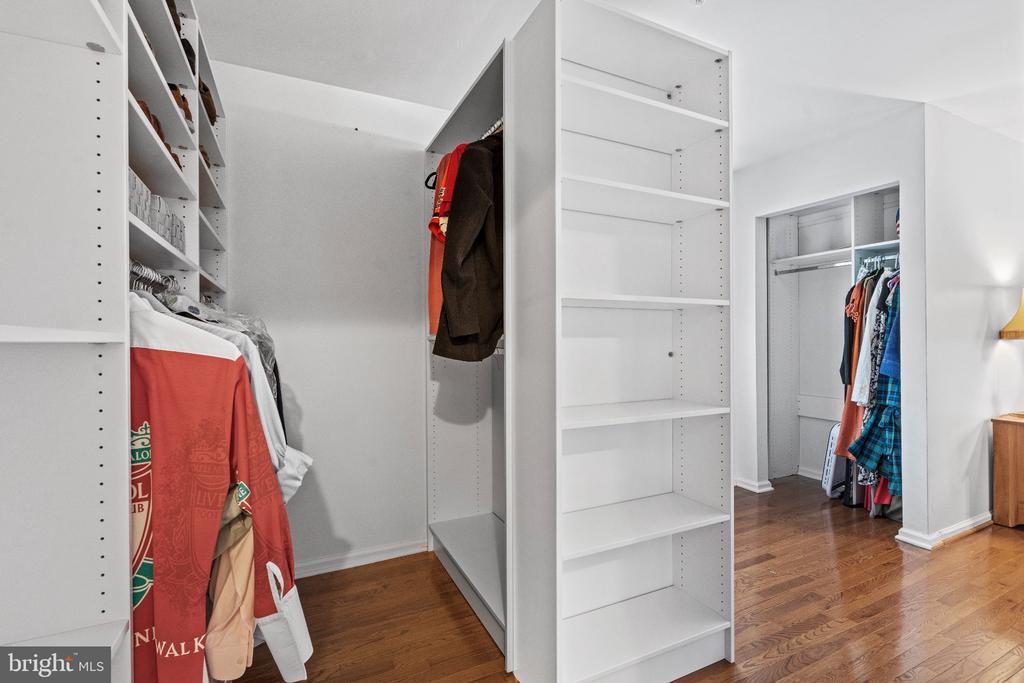 8265 CEDAR LANDING COURT