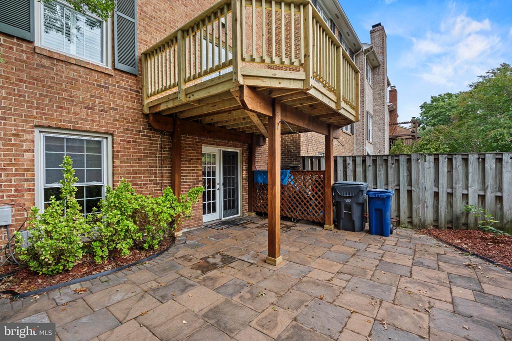 8265 CEDAR LANDING COURT