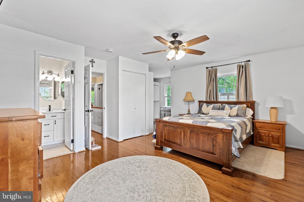 8265 CEDAR LANDING COURT