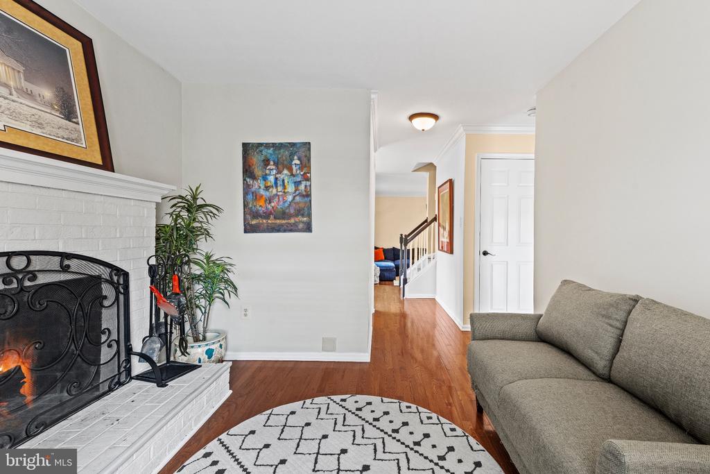 8265 CEDAR LANDING COURT