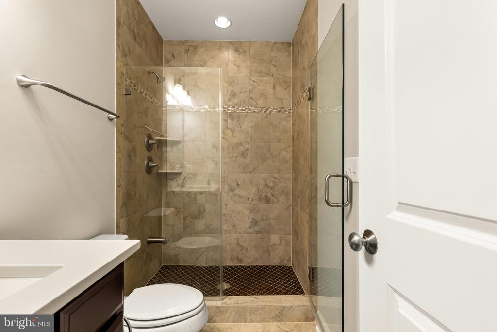6203 CHAMPION OAK COURT