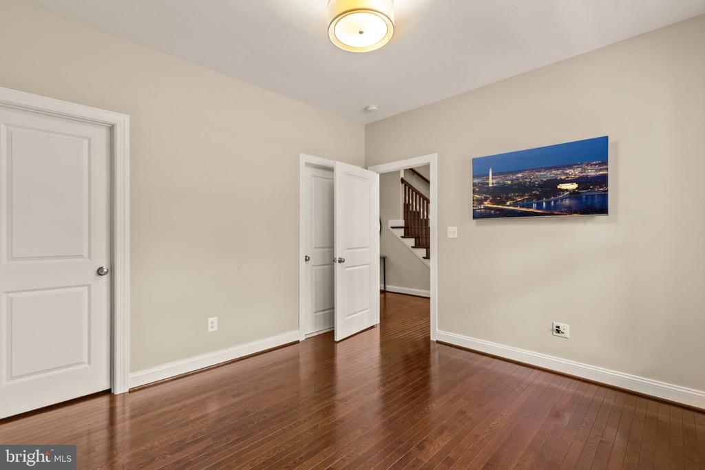 6203 CHAMPION OAK COURT