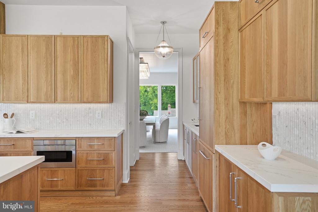 1917 KENBAR COURT