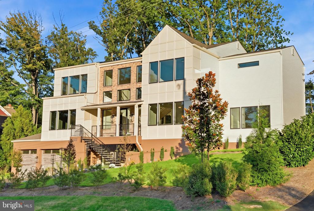 1917 KENBAR COURT