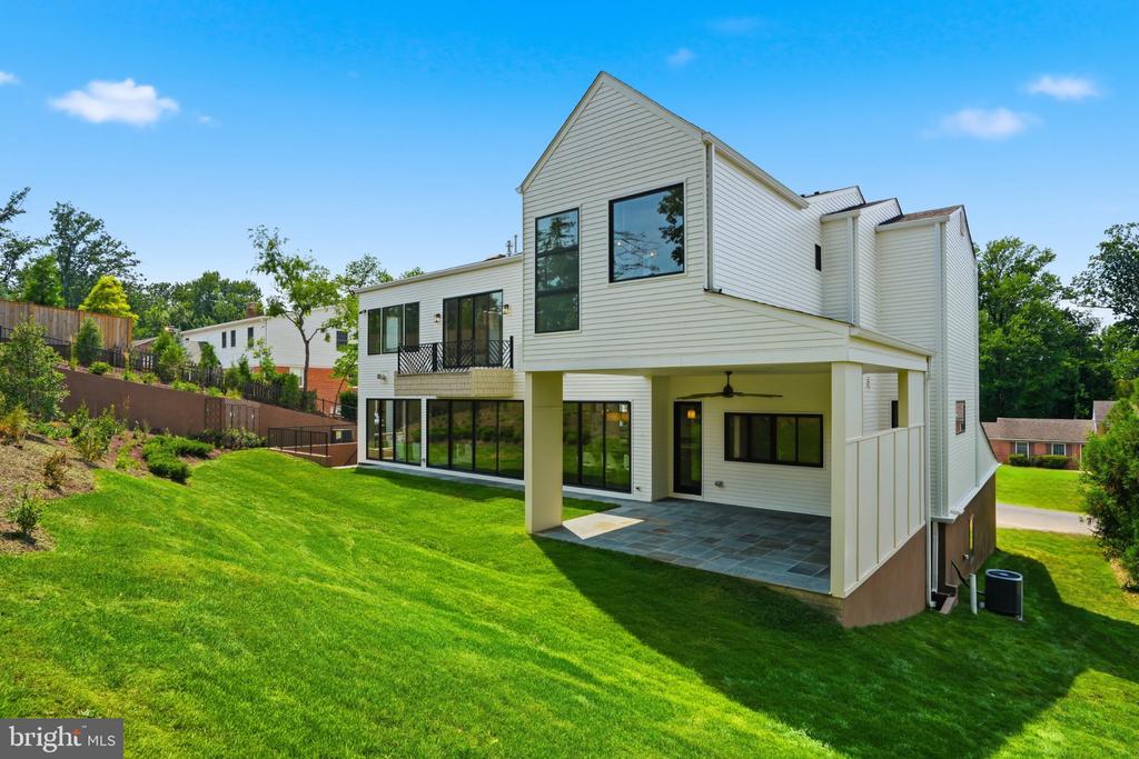 1917 KENBAR COURT