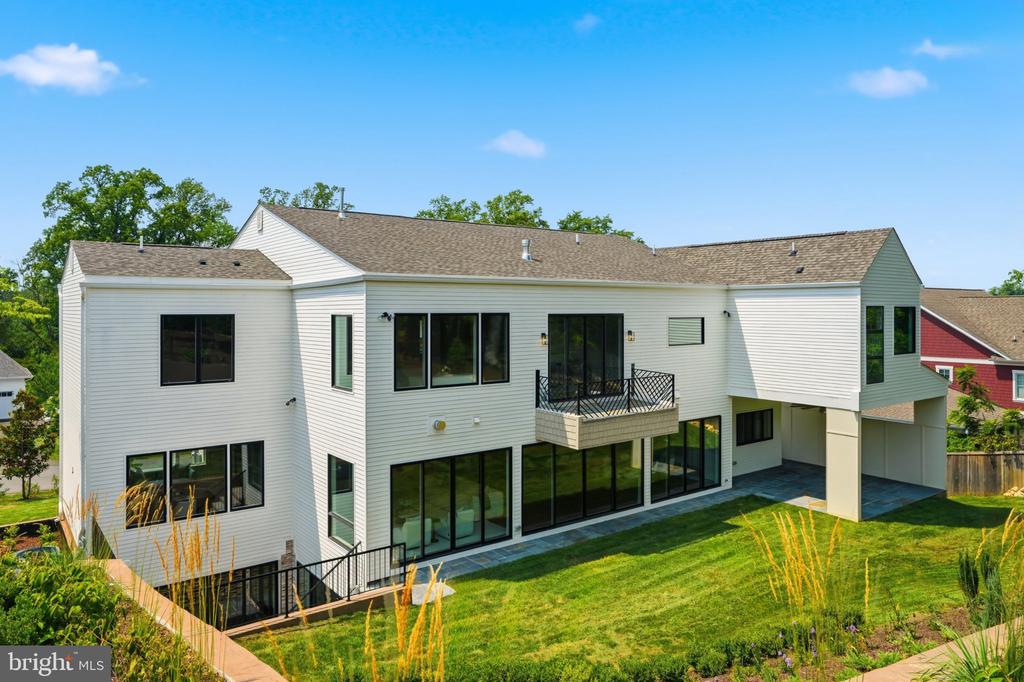 1917 KENBAR COURT