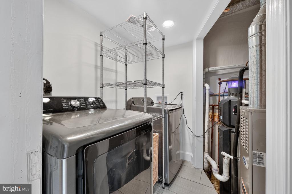 6010 BANGOR DRIVE
