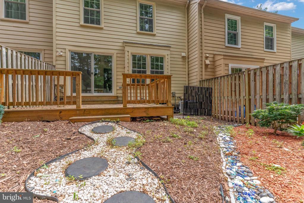 10456 MALONE COURT