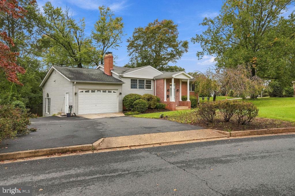 1632 MORRILL COURT