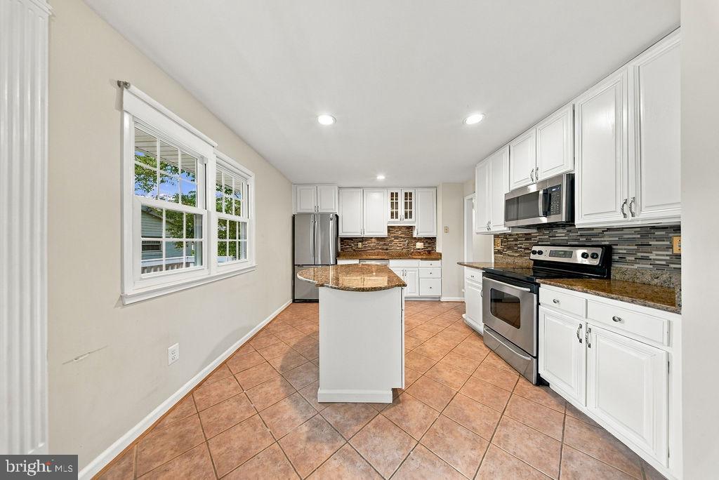 1632 MORRILL COURT