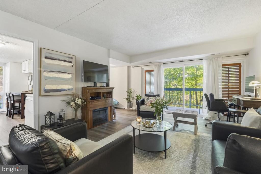 11815 BRETON COURT Unit: 12B