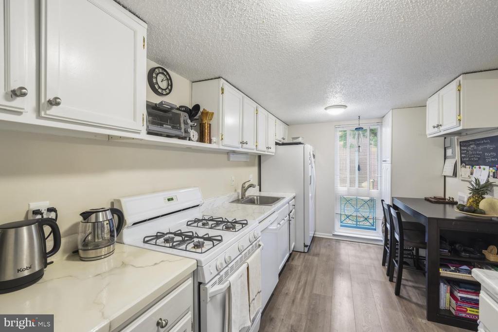 11815 BRETON COURT Unit: 12B