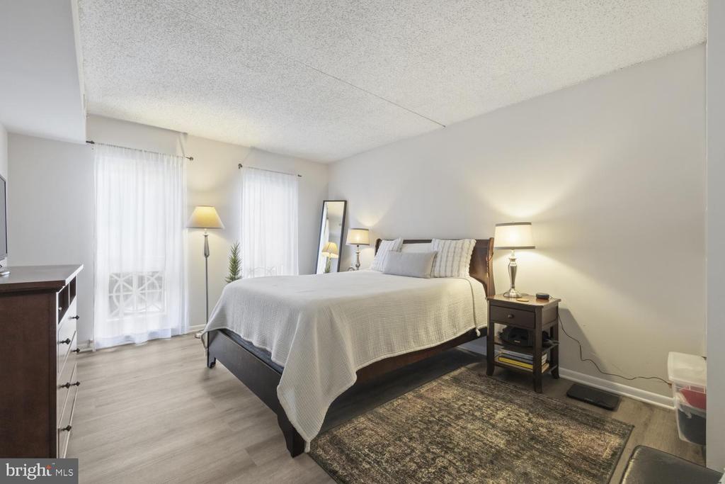 11815 BRETON COURT Unit: 12B